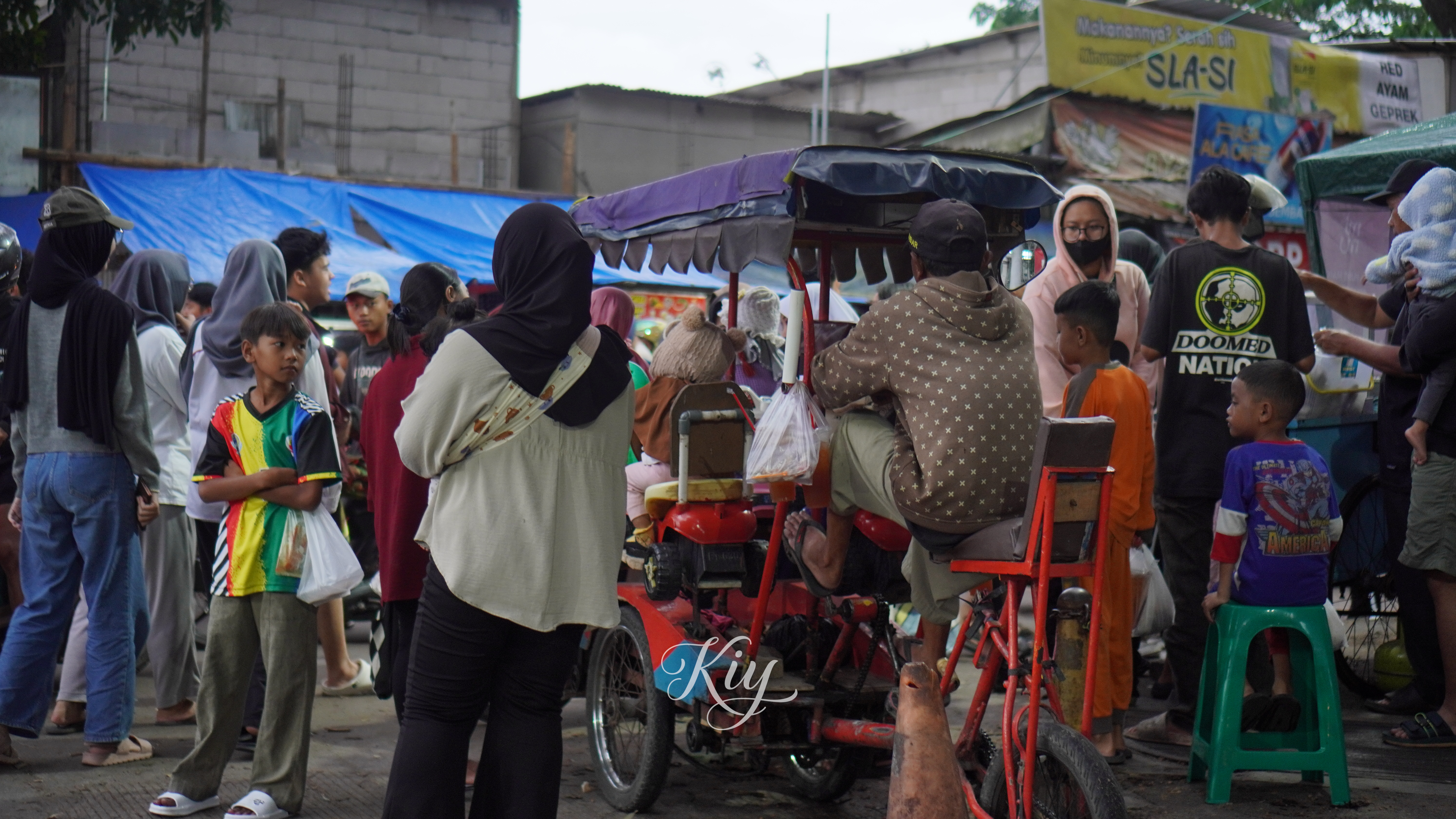 Pasar Pagi & Riuh Odong-odong — Urban Culture by Kiy